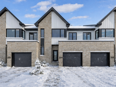Arion Domaine Nature - Maisons neuves � Chambly En inscription � Kirkland avec stationnement int�rieur