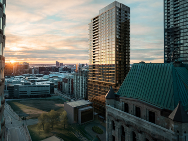 Carr Windsor - Location neuve  Parc-Extension En occupation  Brossard avec gym: 4 chambres et plus